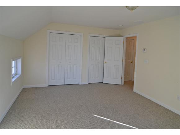 16 Hall Place, Unit 1 Exeter, NH 03833 - Photo 11 of 16 Gallery Image 11