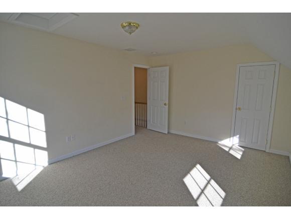 16 Hall Place, Unit 1 Exeter, NH 03833 - Photo 14 of 16 Gallery Image 14