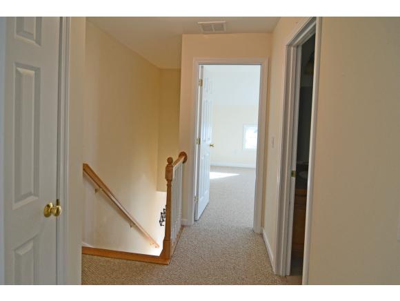 16 Hall Place, Unit 1 Exeter, NH 03833 - Photo 16 of 16 Gallery Image 16