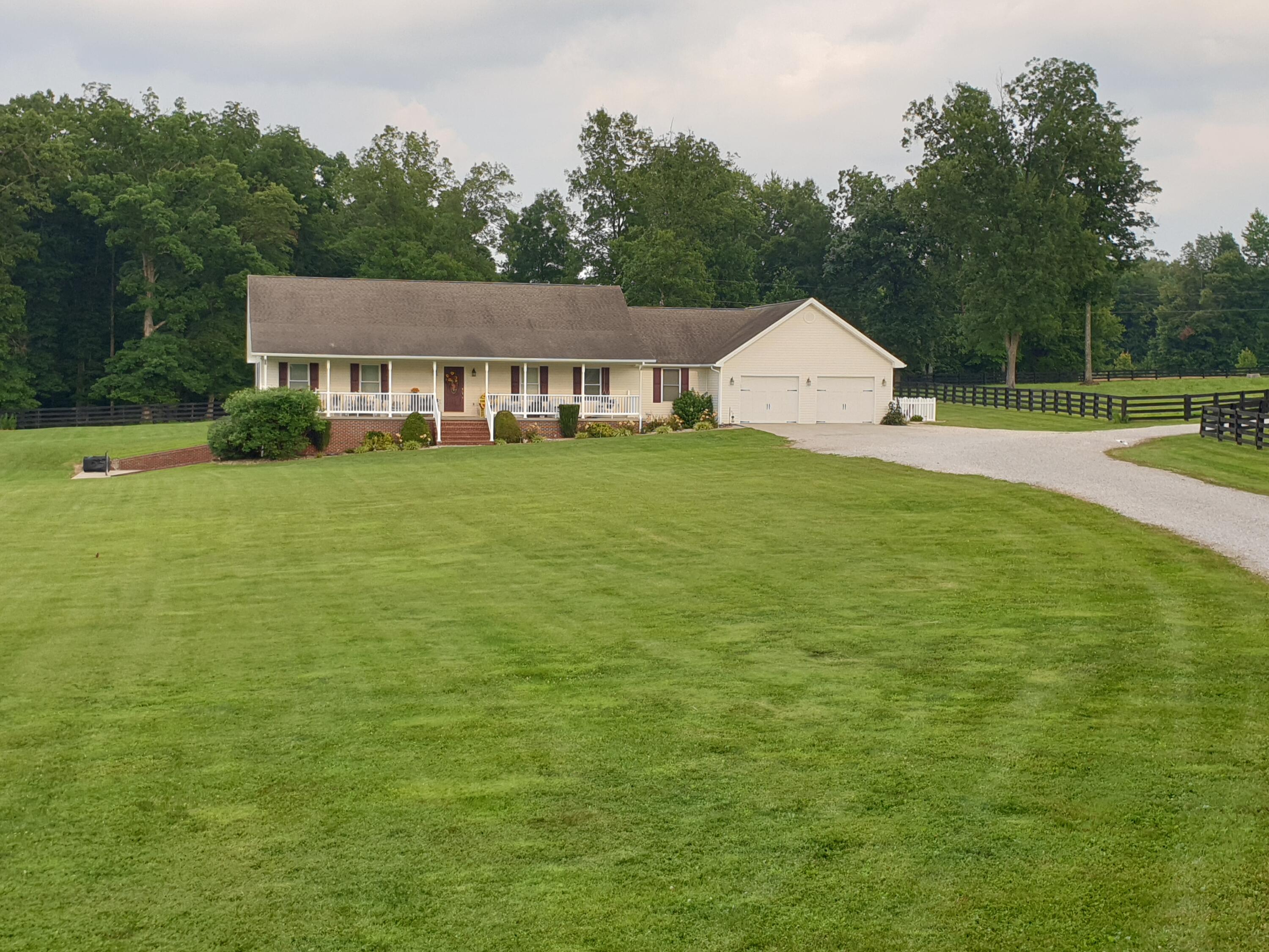 535 Silver Ridge Road Jeffersonville, KY 40337 - Photo 2 of 52 4B4550FF-78EA-4277-B434-ADD645F902D0
