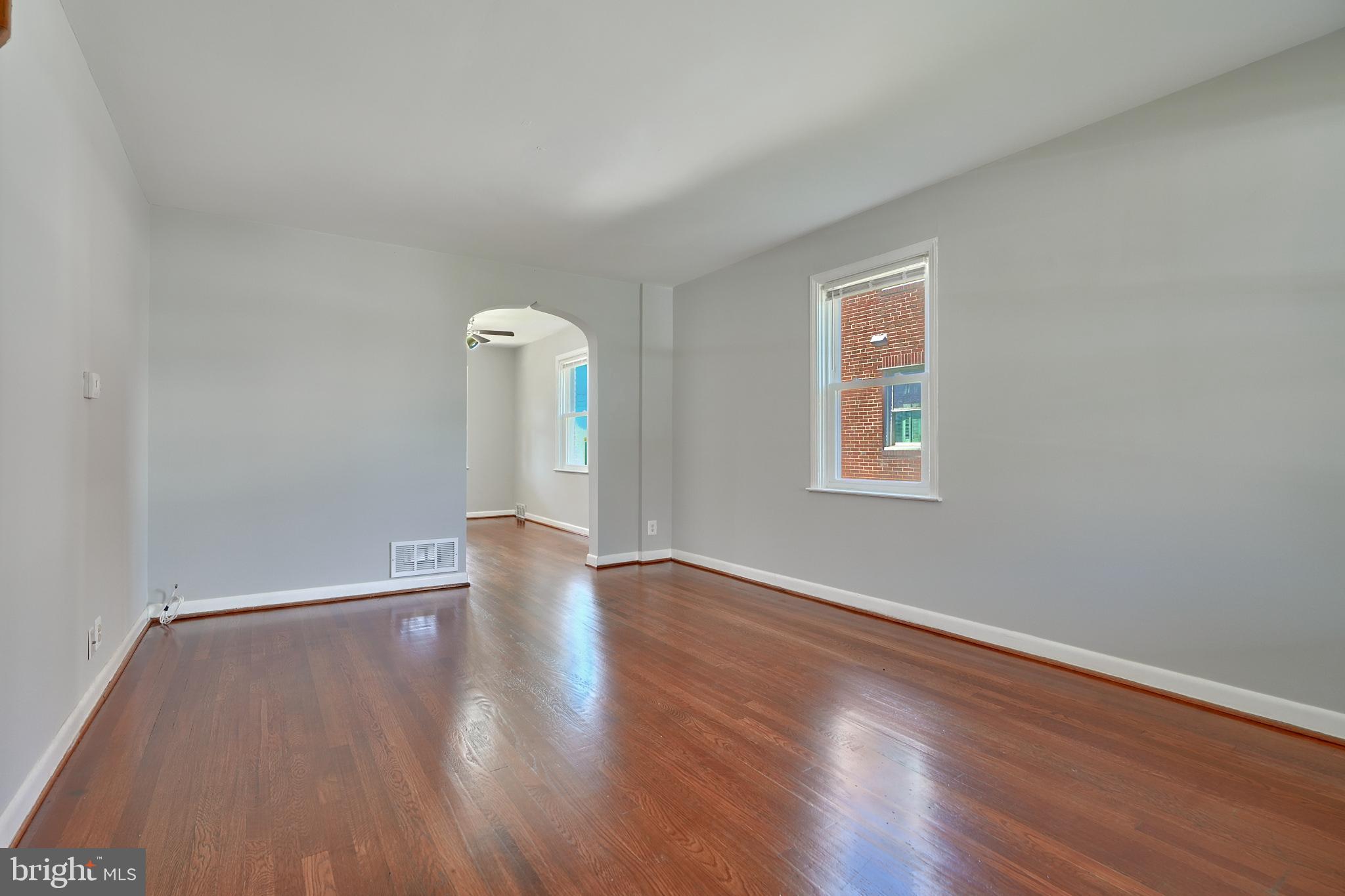 530 47th Street Baltimore, MD 21224 - Photo 6 of 29 Gorgeous hardwood floors