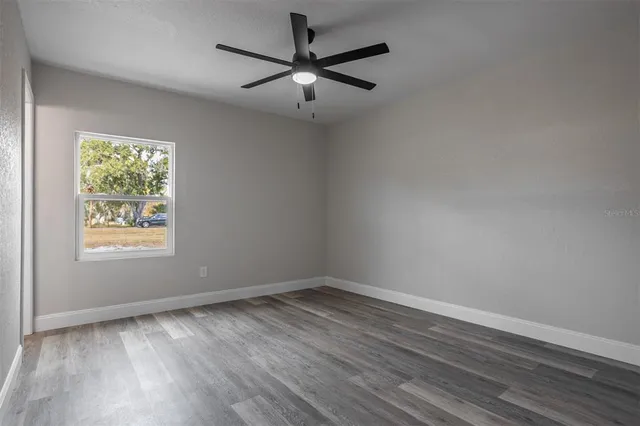 $325,000 | 9331 Edison Road, Lithia, FL 33547