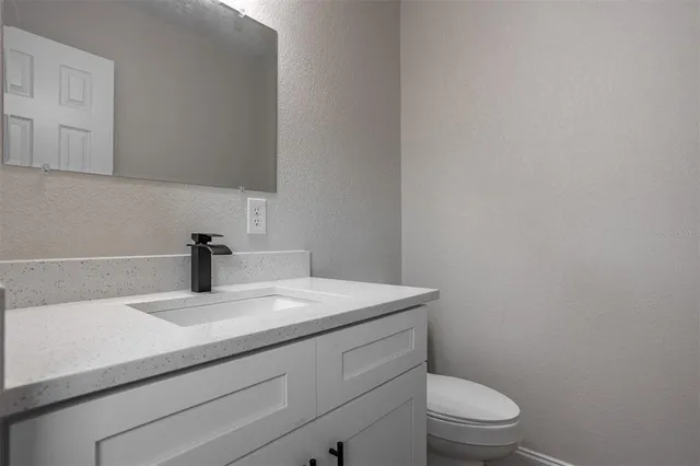 $325,000 | 9331 Edison Road, Lithia, FL 33547