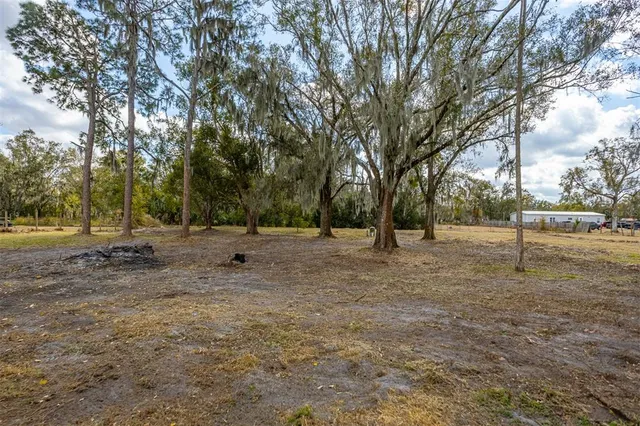 $325,000 | 9331 Edison Road, Lithia, FL 33547