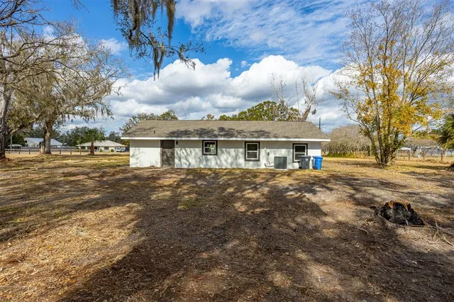 $325,000 | 9331 Edison Road, Lithia, FL 33547
