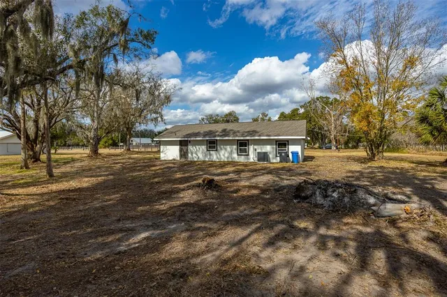 $325,000 | 9331 Edison Road, Lithia, FL 33547