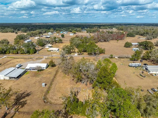 $325,000 | 9331 Edison Road, Lithia, FL 33547