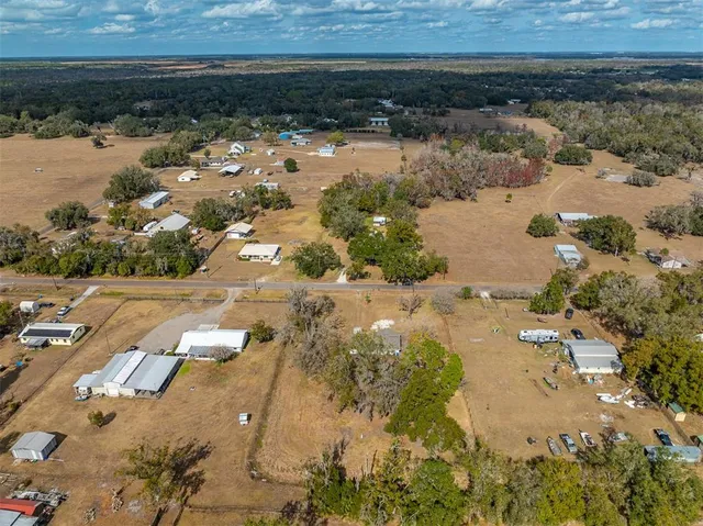 $325,000 | 9331 Edison Road, Lithia, FL 33547