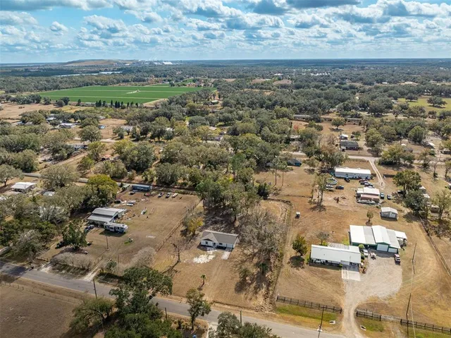 $325,000 | 9331 Edison Road, Lithia, FL 33547