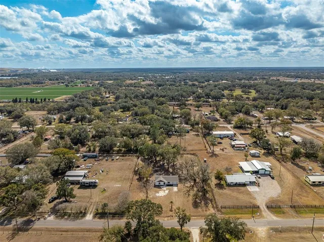 $325,000 | 9331 Edison Road, Lithia, FL 33547