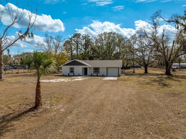 $325,000 | 9331 Edison Road, Lithia, FL 33547