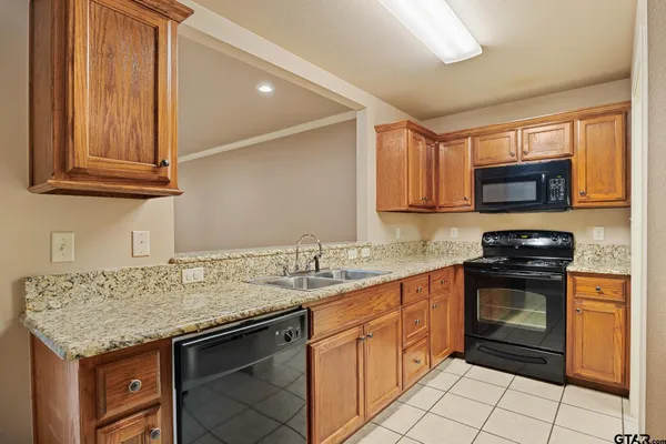 $1,595 | 6916 Cr 1215 Flint Tx 75762, Flint, TX 75762