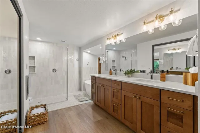 $2,650,000 | 400 South Ohana Beach Drive, Coeur D'Alene, ID 83814