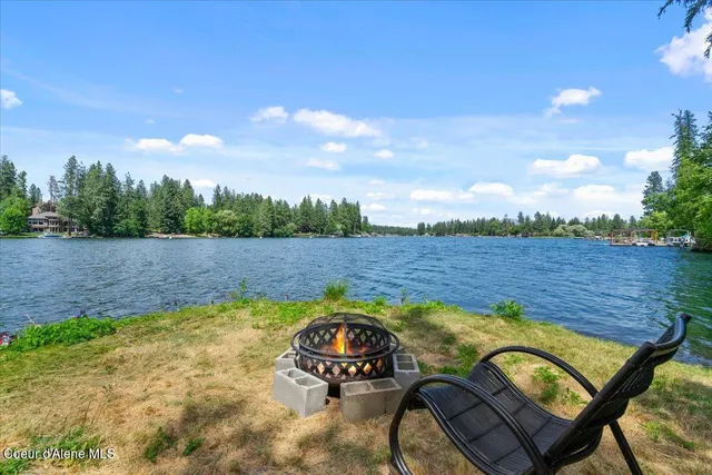 $2,650,000 | 400 South Ohana Beach Drive, Coeur D'Alene, ID 83814