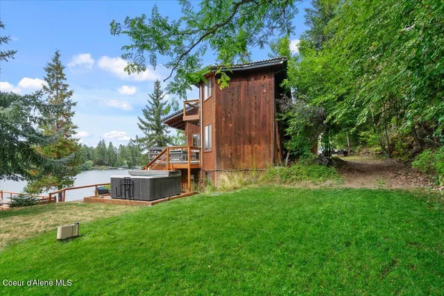 $2,650,000 | 400 South Ohana Beach Drive, Coeur D'Alene, ID 83814