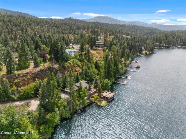 $2,650,000 | 400 South Ohana Beach Drive, Coeur D'Alene, ID 83814