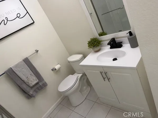 $549,999 | 408 Burchett Street, Unit 5, Glendale, CA 91203