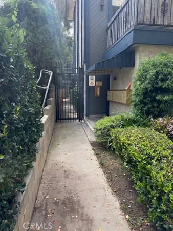 $549,999 | 408 Burchett Street, Unit 5, Glendale, CA 91203