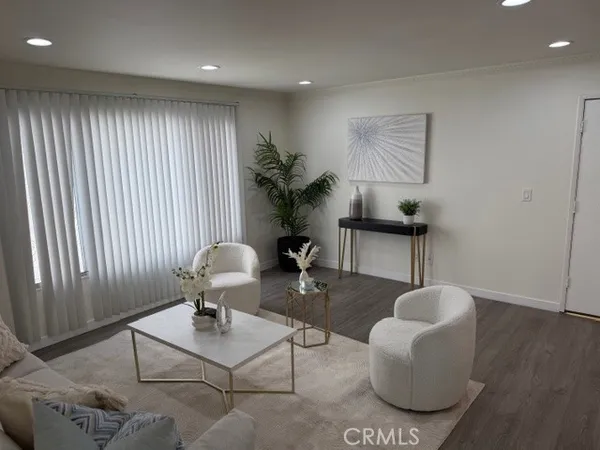 $549,999 | 408 Burchett Street, Unit 5, Glendale, CA 91203