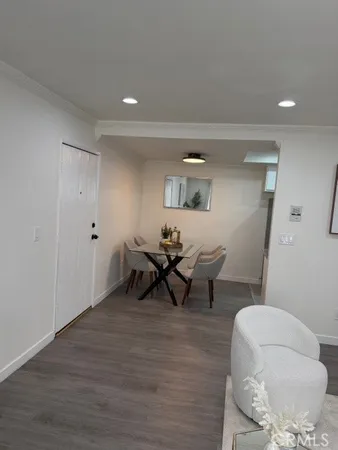 $549,999 | 408 Burchett Street, Unit 5, Glendale, CA 91203