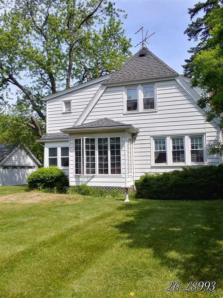 110 Exmoor Road Waterford, MI 48328 - Photo 5 of 21 31350055-4.JPG