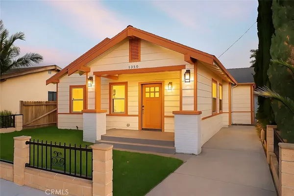 $3,500 | 1350 East 8th Street, Long Beach, CA 90813