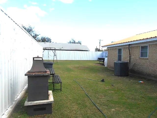 1326 Texas Street Vernon, TX 76384 - Photo 23 of 25 View of fenced backyardLarge are for outdoor living