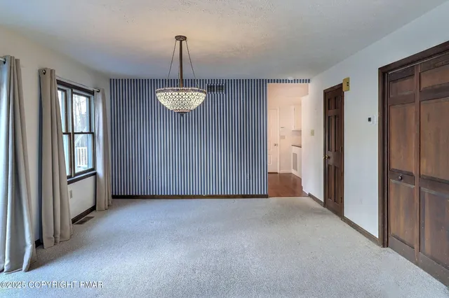 $429,800 | 641 Long Mountain Road, Effort, PA 18330