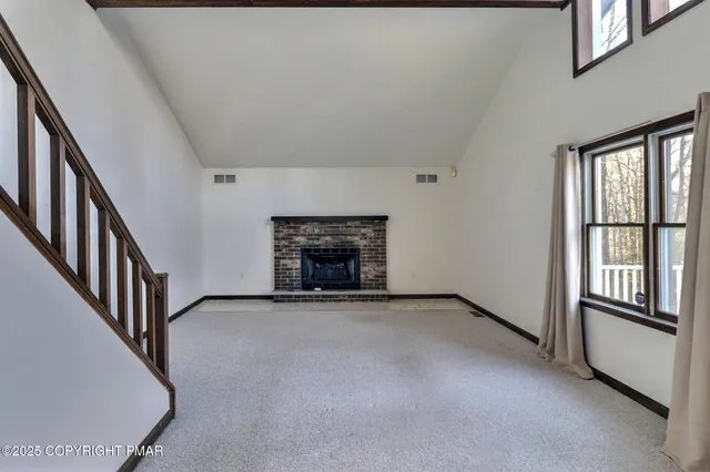 $429,800 | 641 Long Mountain Road, Effort, PA 18330