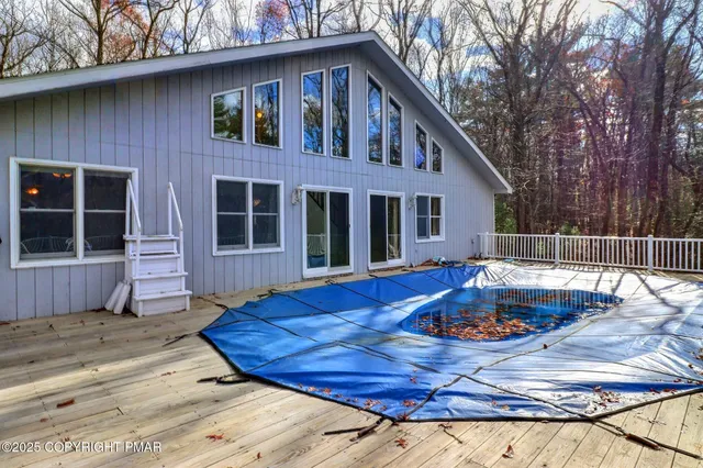 $429,800 | 641 Long Mountain Road, Effort, PA 18330