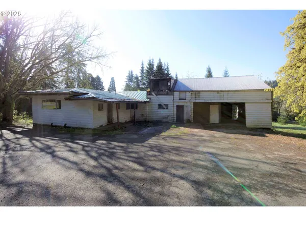 $230,000 | 24600 Highway 36, Cheshire, OR 97419