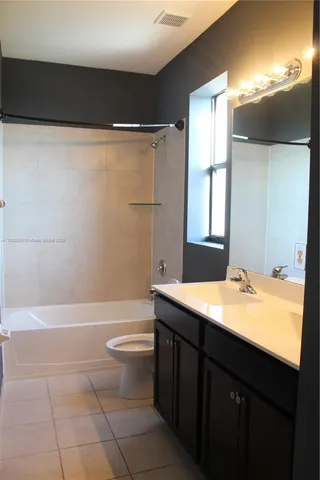 $4,100 | 25096 Southwest 118th Avenue, Unit 25096, Homestead, FL 33032