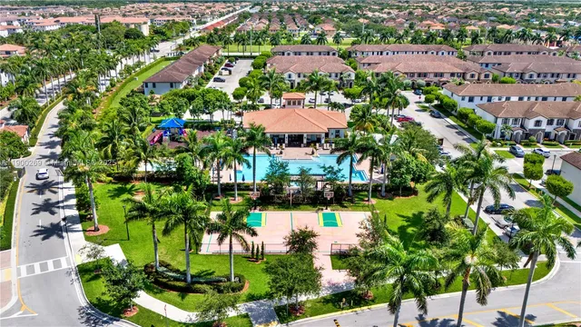 $4,100 | 25096 Southwest 118th Avenue, Unit 25096, Homestead, FL 33032