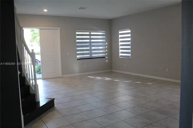 $4,100 | 25096 Southwest 118th Avenue, Unit 25096, Homestead, FL 33032