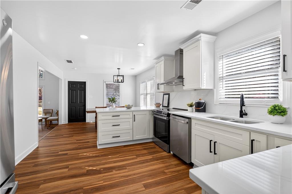 260 Chimney Springs Road Tyrone, GA 30290 - Photo 13 of 32