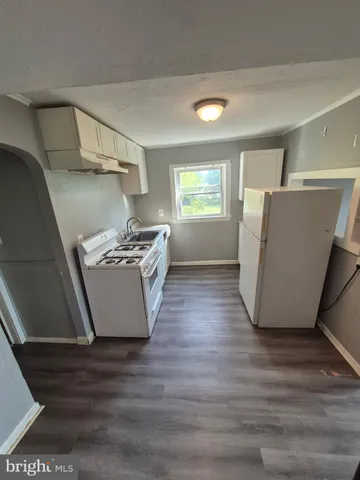 $1,900 | 1501-03 Mt Holly Road, Unit 3, Burlington, NJ 08016