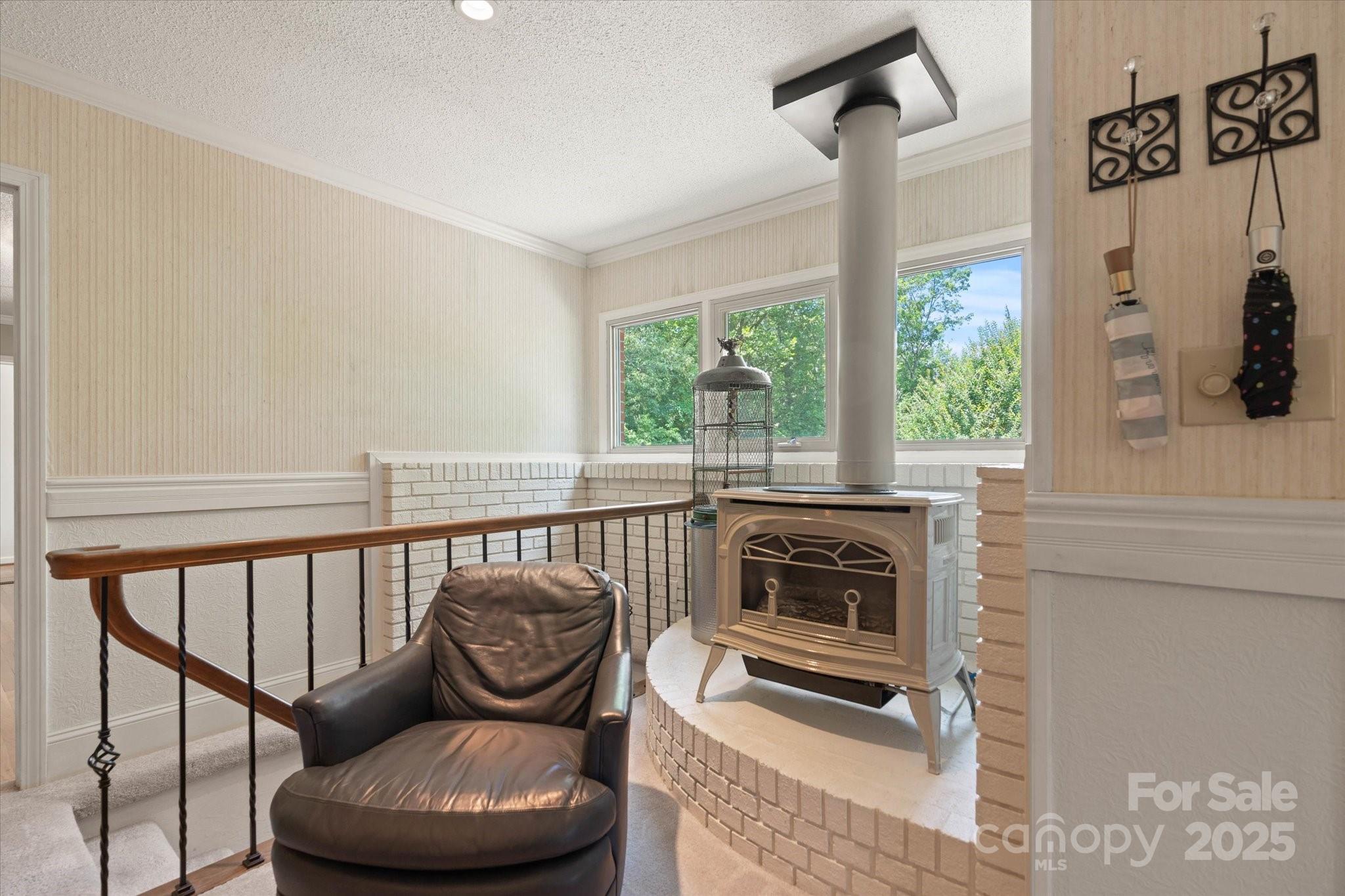 747 9th Street Northwest Hickory, NC 28601 - Photo 13 of 46