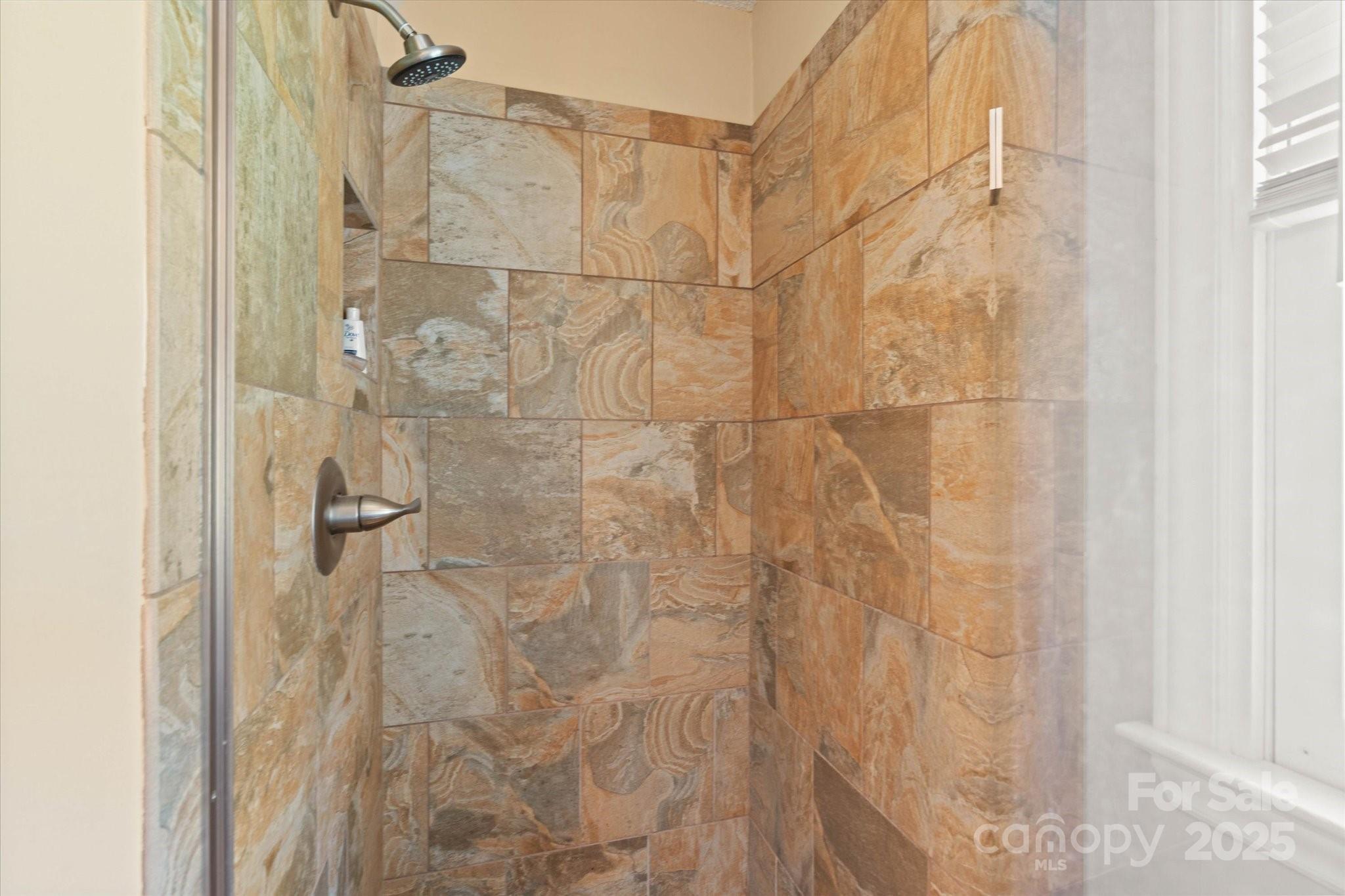 747 9th Street Northwest Hickory, NC 28601 - Photo 23 of 46