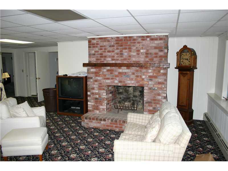 88 West View Road Damariscotta, ME 04543 - Photo 9 of 13 Living Room. Basement Living Room