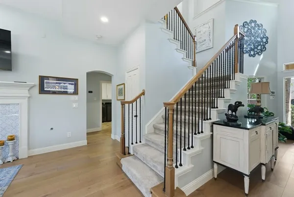 $1,100,000 | 965 Fall Creek, Grapevine, TX 76051