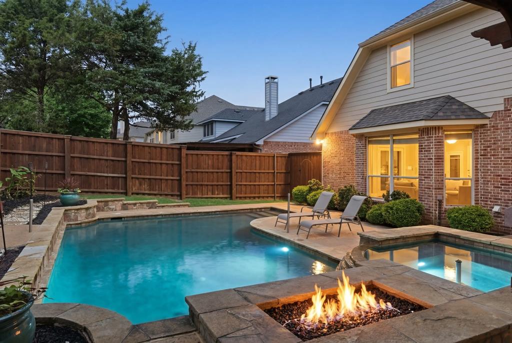 965 Fall Creek Grapevine, TX 76051 - Photo 33 of 40