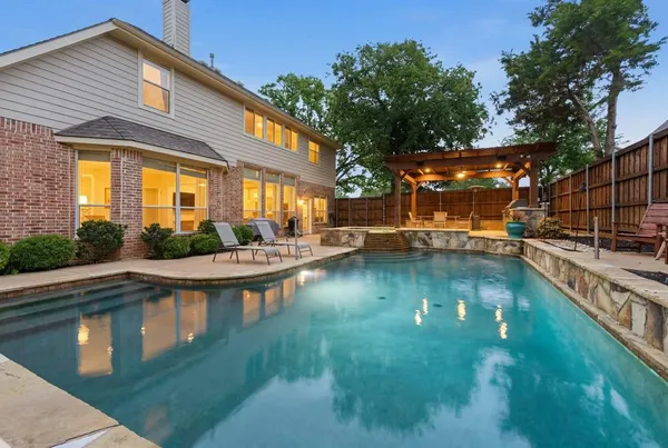 $1,100,000 | 965 Fall Creek, Grapevine, TX 76051
