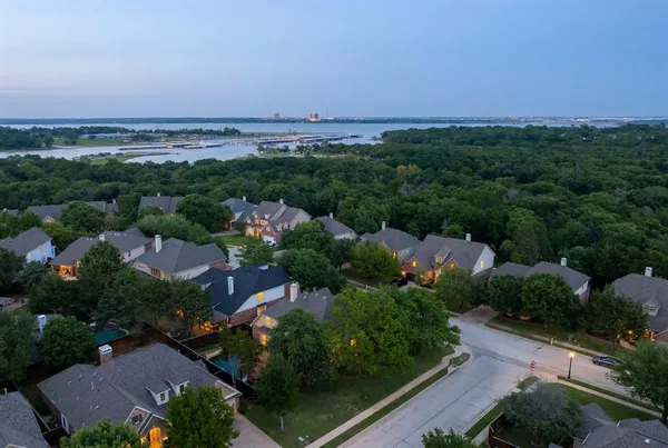 $1,100,000 | 965 Fall Creek, Grapevine, TX 76051