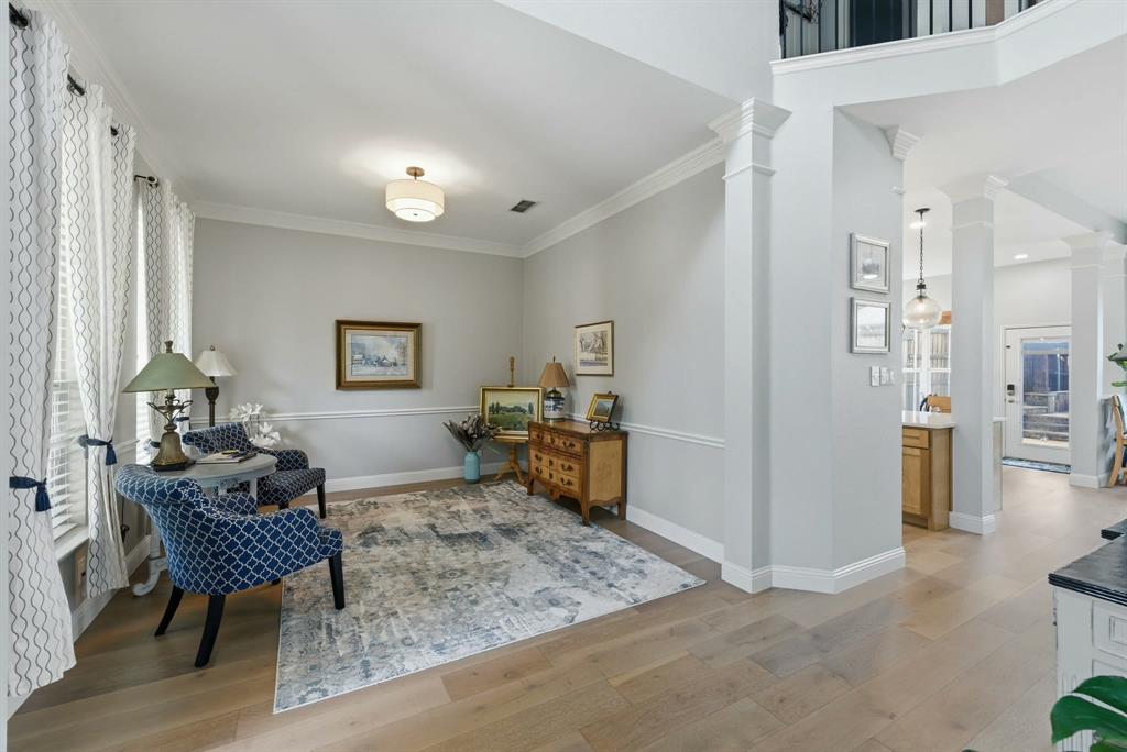 965 Fall Creek Grapevine, TX 76051 - Photo 7 of 40