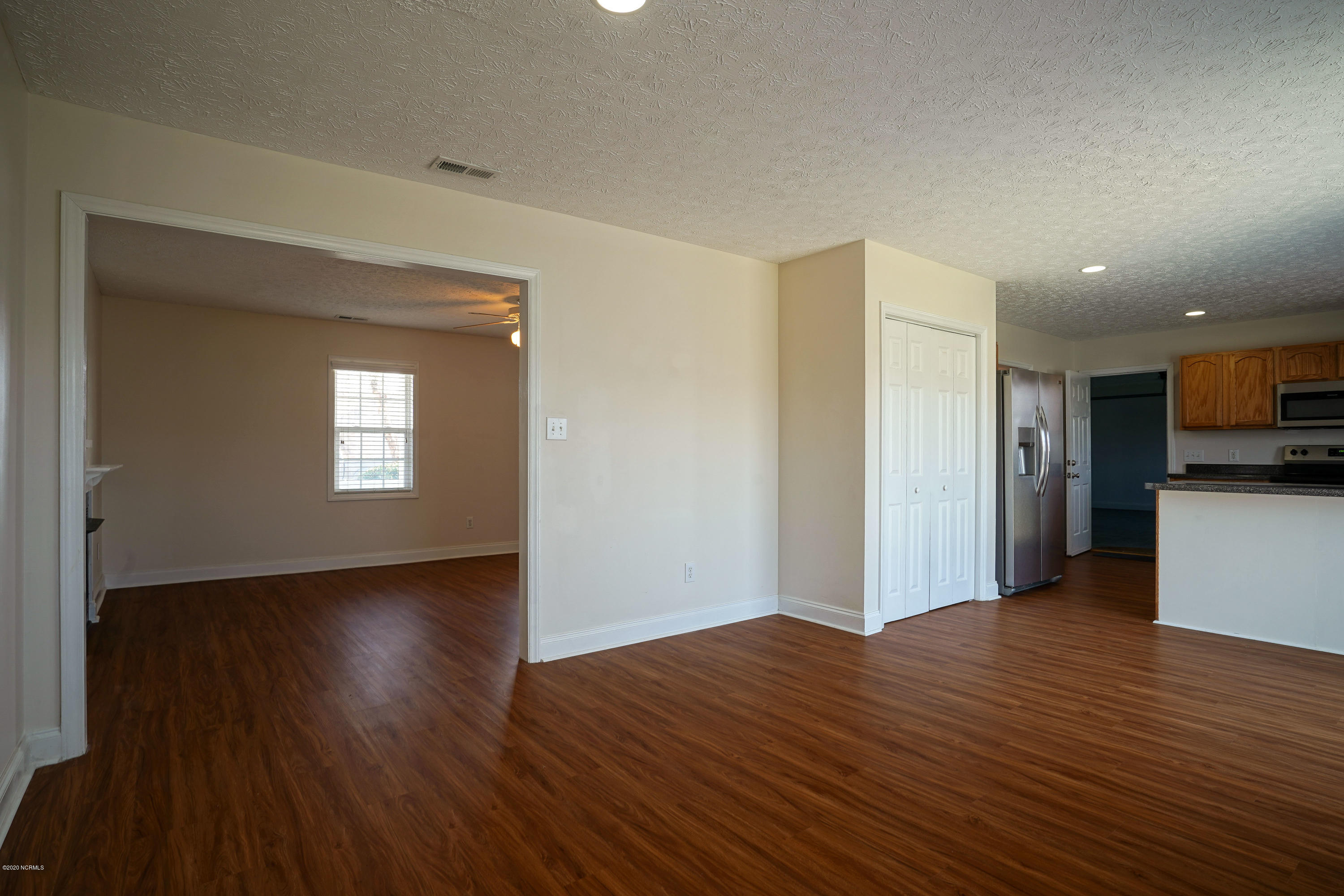 225 Rutledge Avenue Beaufort, NC 28516 - Photo 8 of 33 Dinning Room Open to Kitchen & Living
