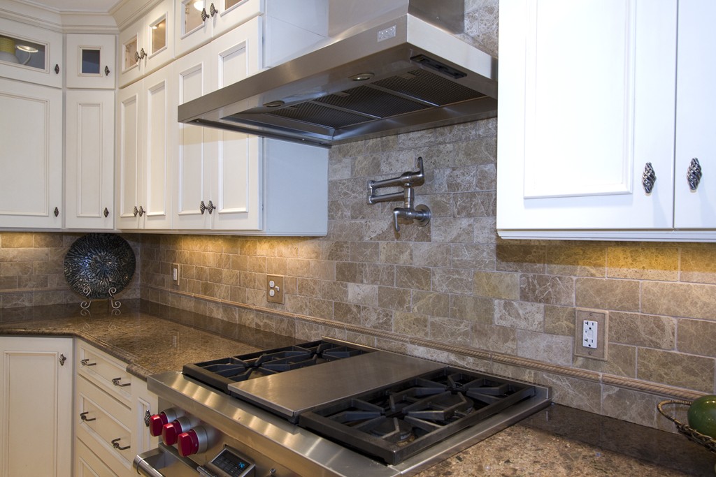2 Campbell Road Middleton, MA 01949 - Photo 5 of 30 a stove top oven sitting inside of a kitchen