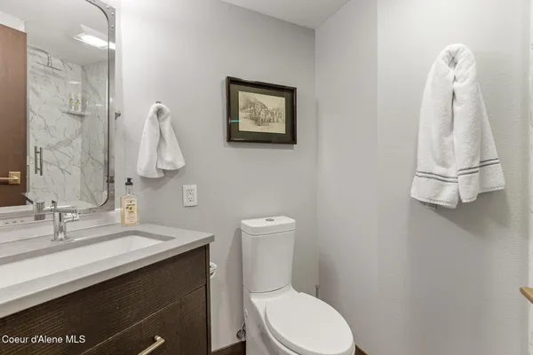 $1,425,000 | 185 Crystal Springs Road, Unit 604, Sandpoint, ID 83864