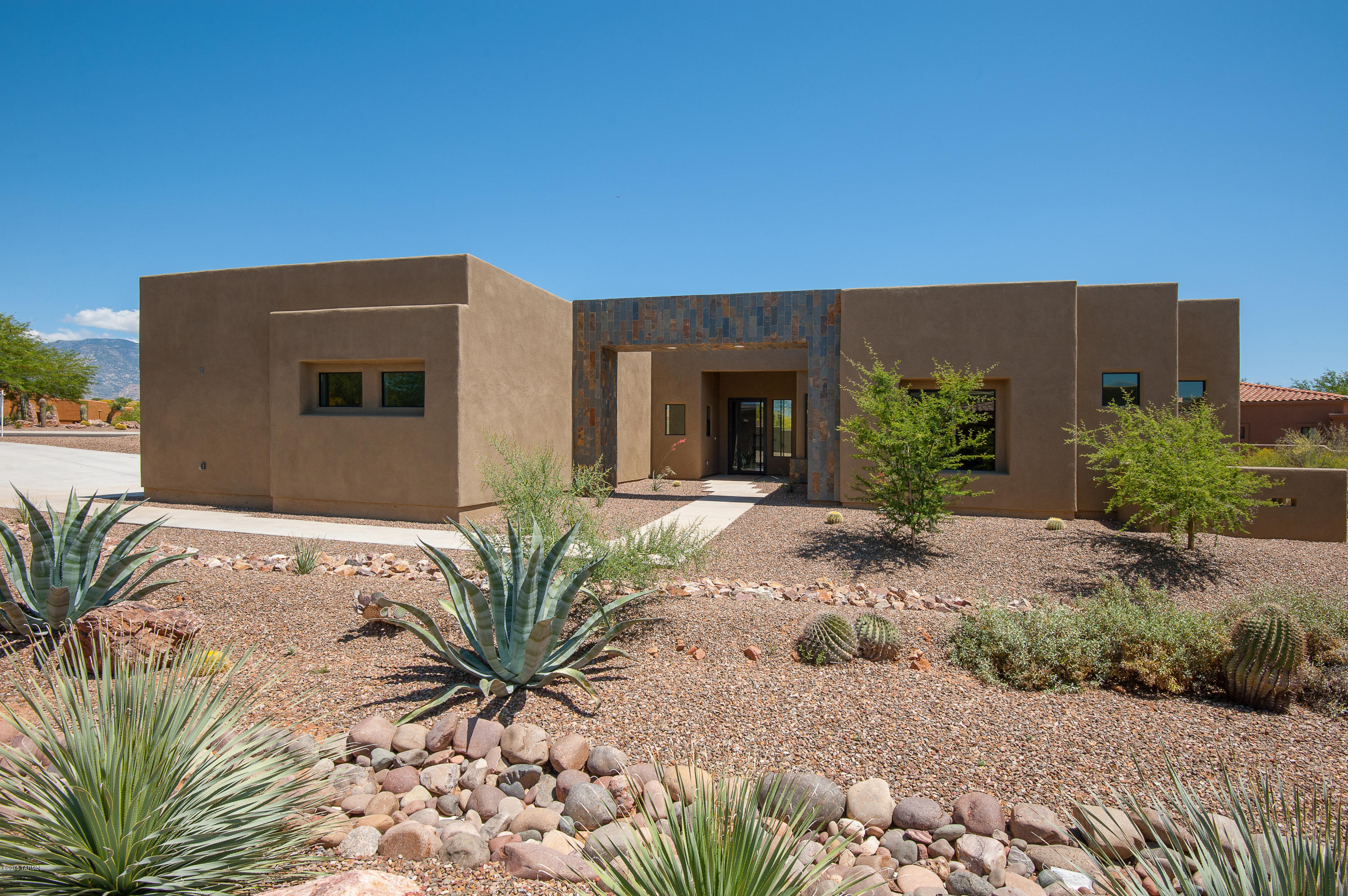 12511 North Copper Spring Trail Tucson, AZ 85755 - Photo 2 of 28
