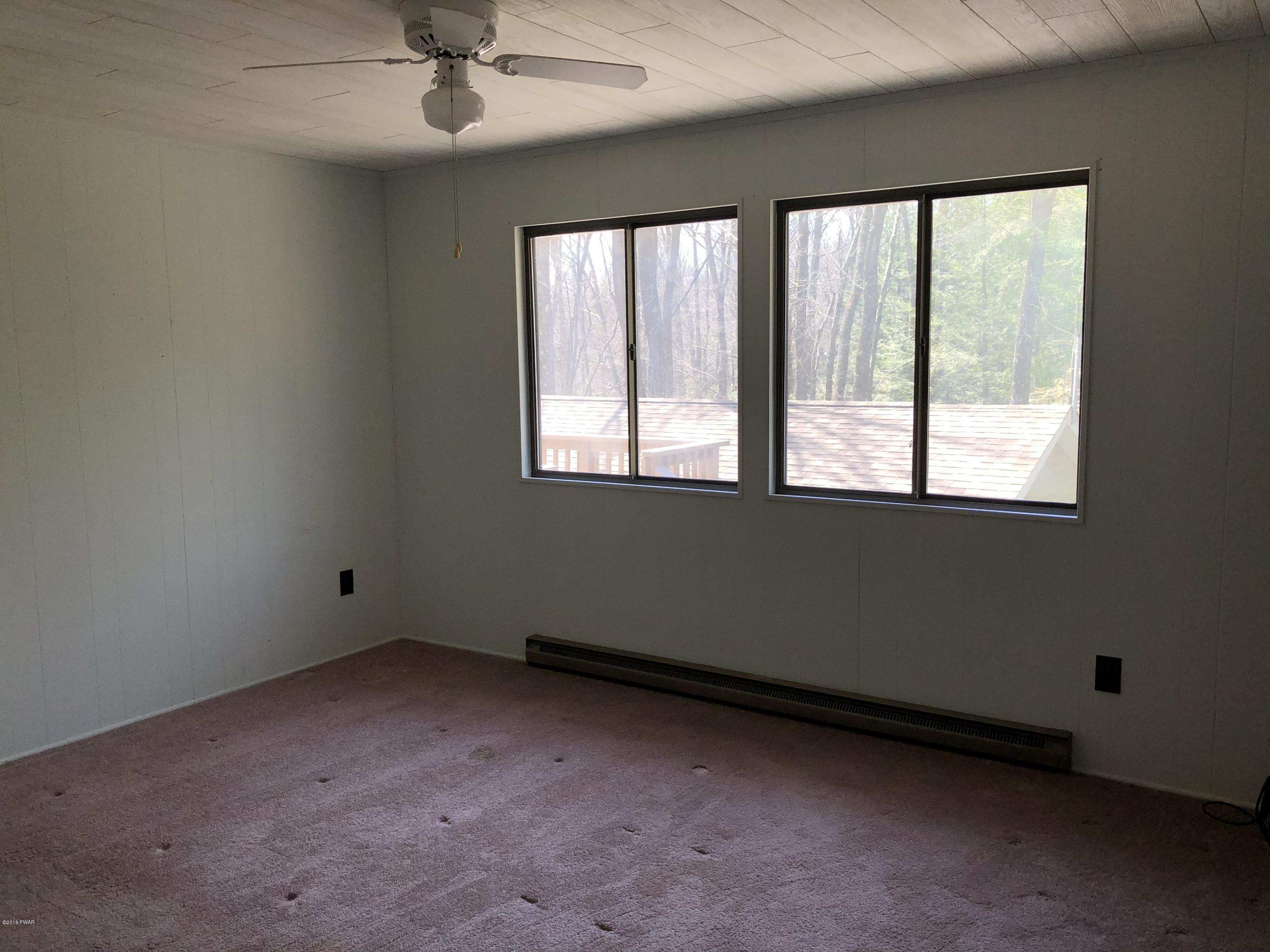 802 Conastoga Court Hawley, PA 18428 - Photo 22 of 37 23 master