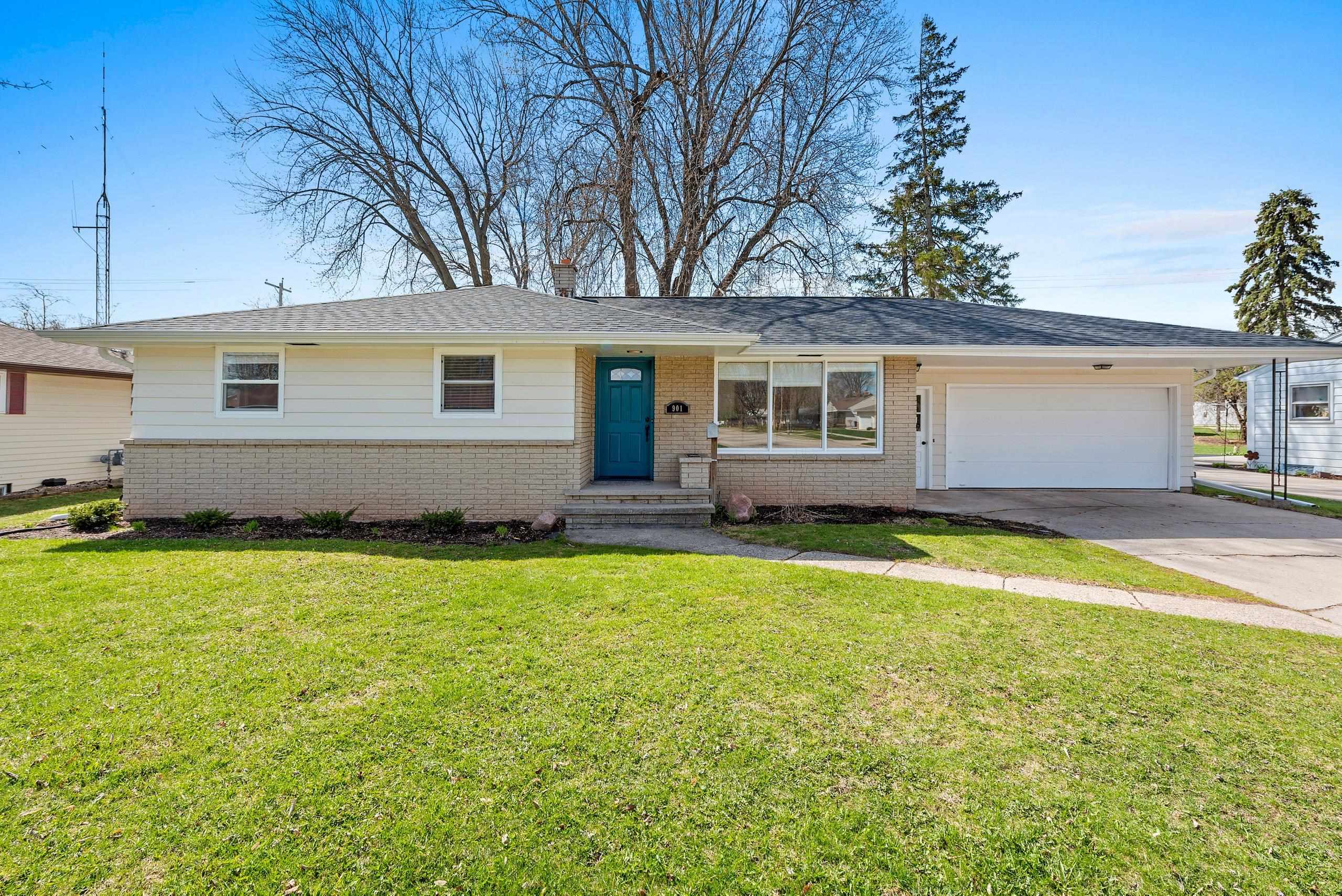 901 East Pershing Street Appleton, WI 54911 - Photo 1 of 1 Gallery Image 1